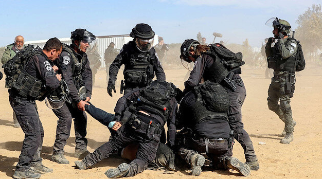 مصطفى الصواف يكتب: العمل الفردي لا يجدي نفعا توحدوا